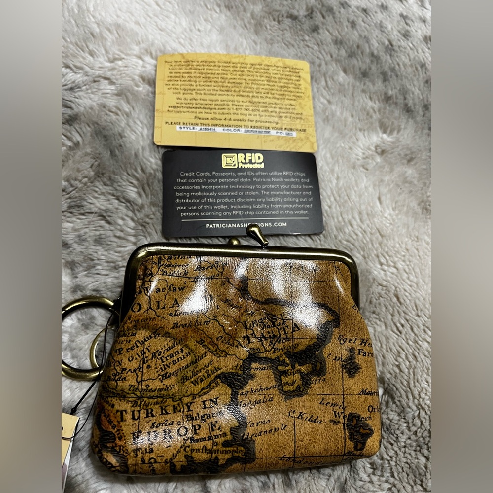 PATRICIA NASH Borse Leather Coin Kiss Lock Purse Keychain European Map Print NWT - Picture 7 of 7